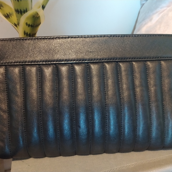 COPY - Brooks Brothers Quilted Clutch Wristlet - Picture 8 of 14